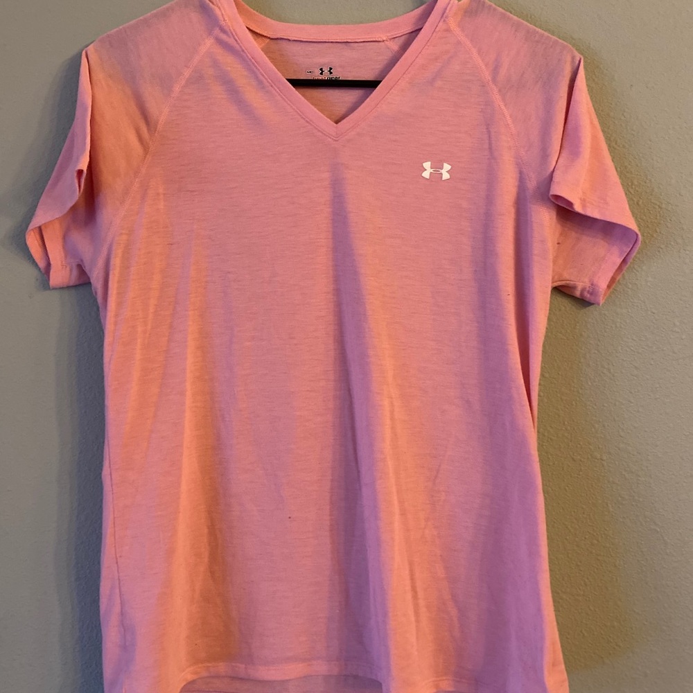 Under Armour t-shirt